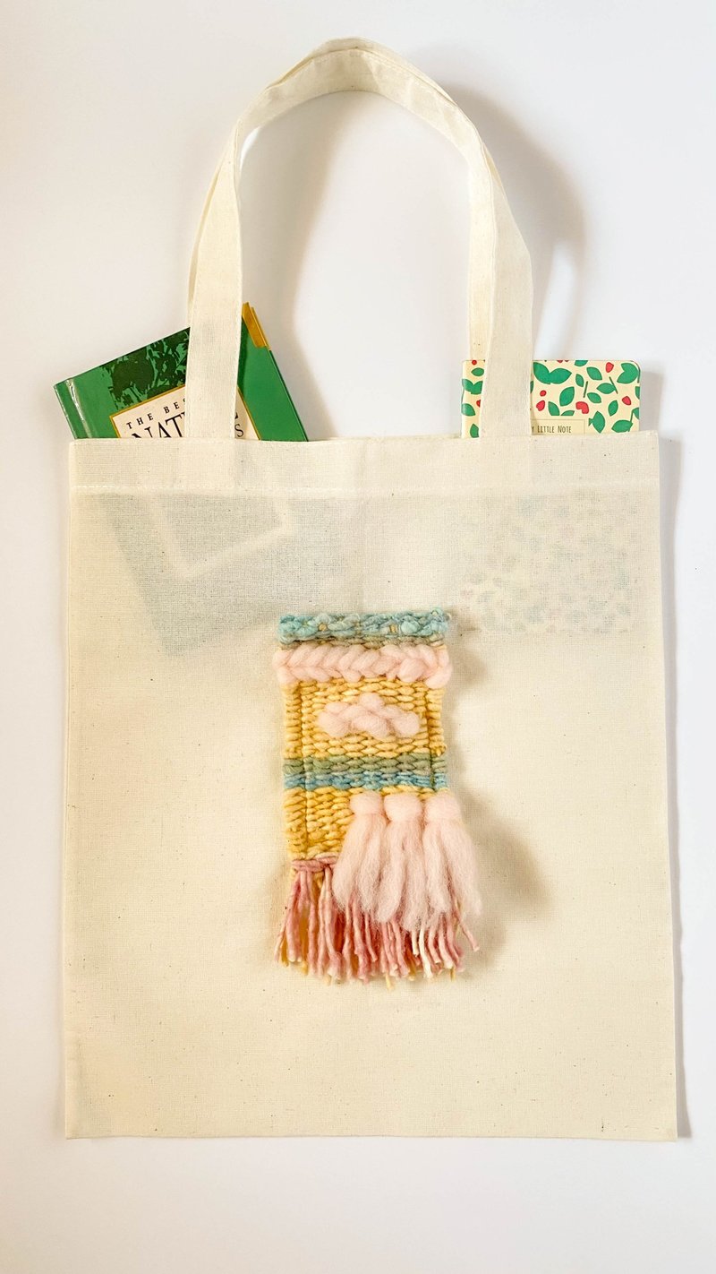 Eco-Tote bag with hand weaving fabric decorated - 其他 - 棉．麻 多色