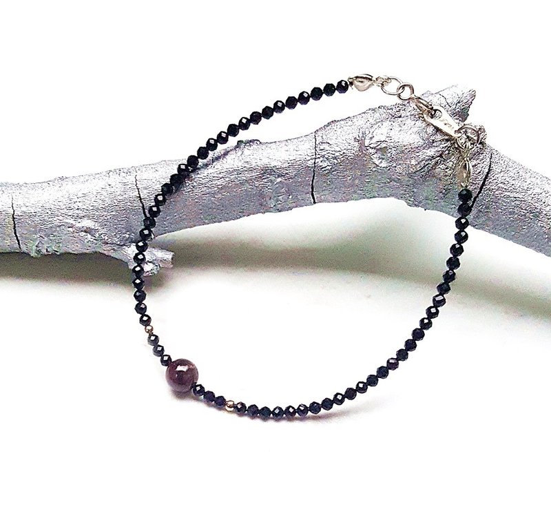 五行--火系能量石石榴石 石榴石x黑尖晶 925纯银手链 定制化 - 手链/手环 - 纯银 红色