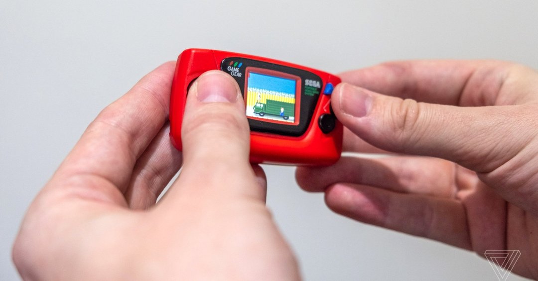 游戏机 全新 正版 SEGA Game Gear GG Micro 超迷你机台 - 数码小物 - 塑料 红色