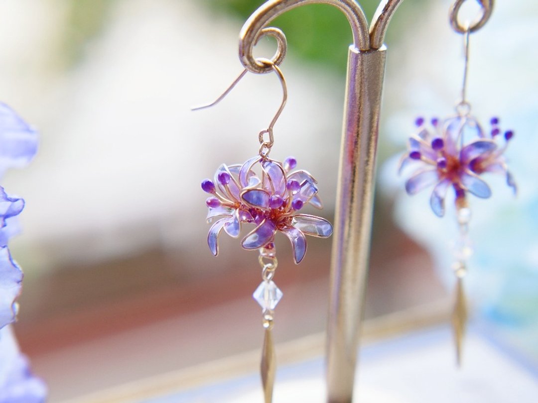 葵子手作 花屿愿 全手工制蓝紫渐变立体绣球花流苏款14k包金耳环 - 耳环/耳夹 - 树脂 紫色