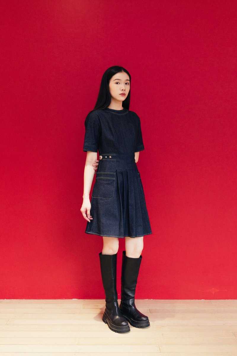 牛仔连身裙 Denim Pleated Dress - 裙子 - 其他材质 蓝色