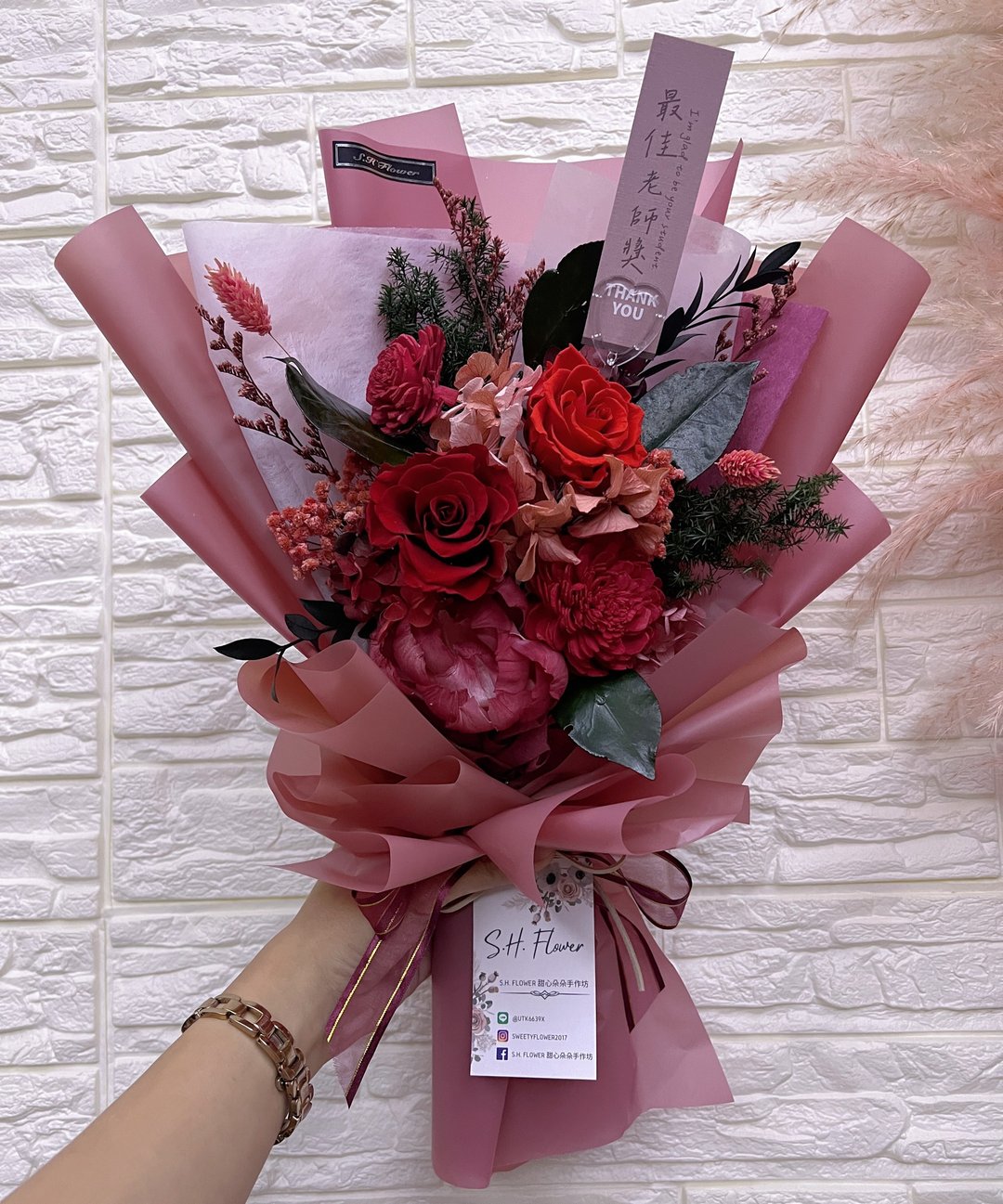 经典红中大型永生花束 求婚花束/母亲节花束/生日花束/定制化礼物 - 干燥花/捧花 - 植物．花 