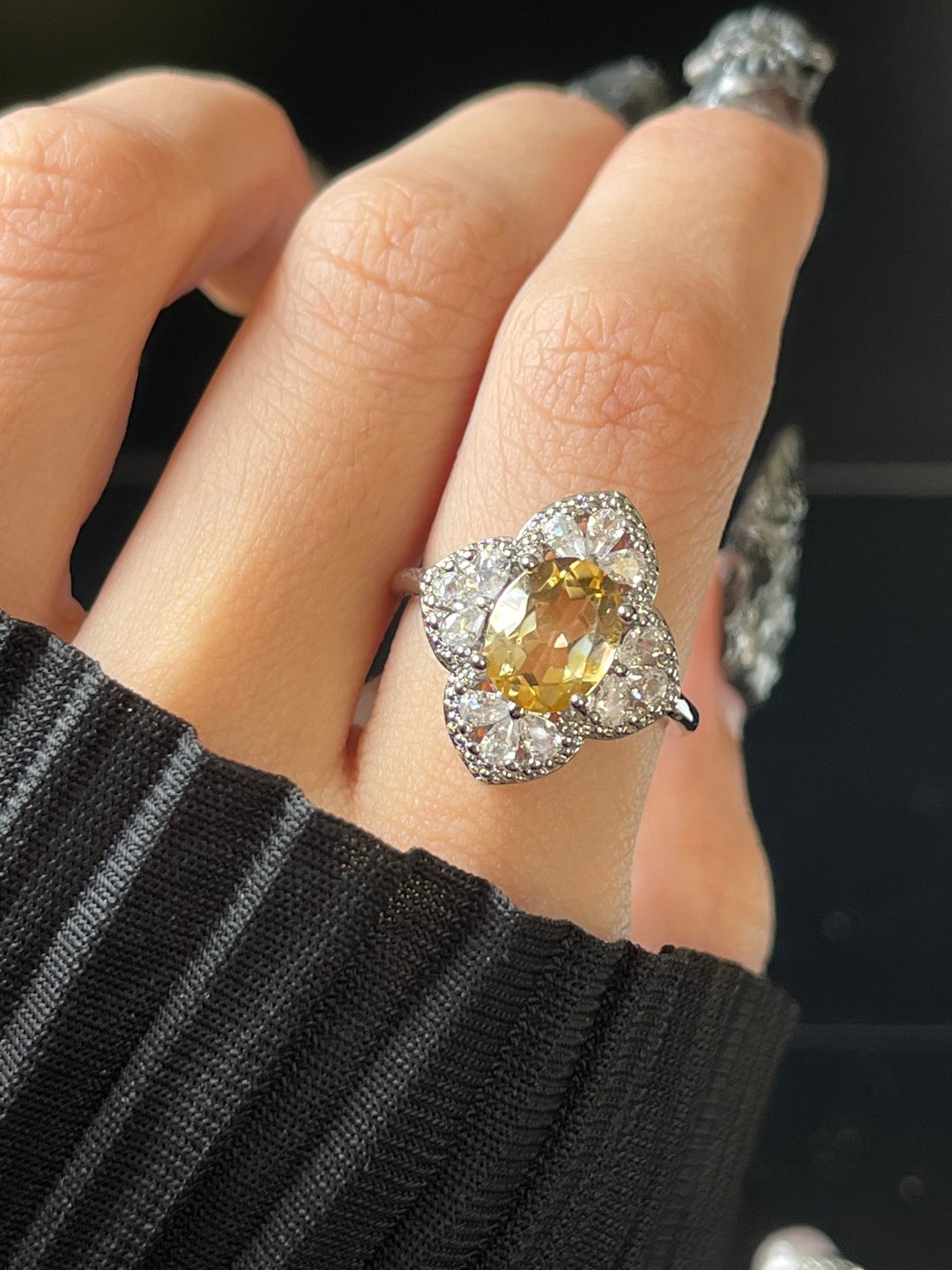 灿烂。黄水晶 戒指 华丽 天然宝石 戒指。Nuwn jewelry - 戒指 - 半宝石 黄色