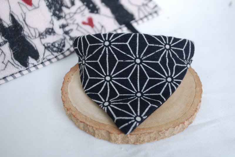 A-NI collar for cats and dogs triangular flag version - 项圈/牵绳 - 棉．麻 黑色