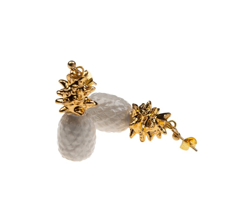 AndMary手绘瓷耳环-凤梨礼盒White&Gold Pineapple Stud Earrings - 耳环/耳夹 - 瓷 