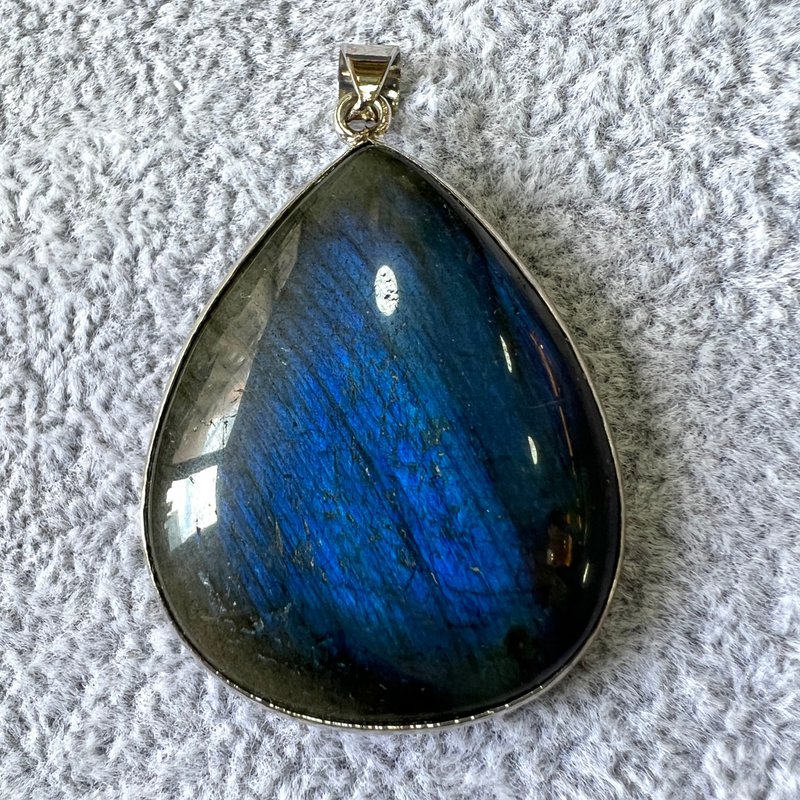 拉长石吊坠 | 水晶 | 吊坠 | 水晶吊坠 | 水晶饰物 - 项链 - 水晶 灰色