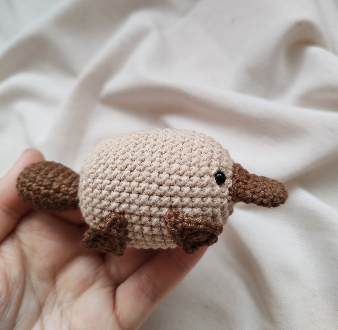 Crochet pattern, crochet platypus, Perry the platypus, platypus plush pattern - Logo 设计/图案设计 - 其他材质 