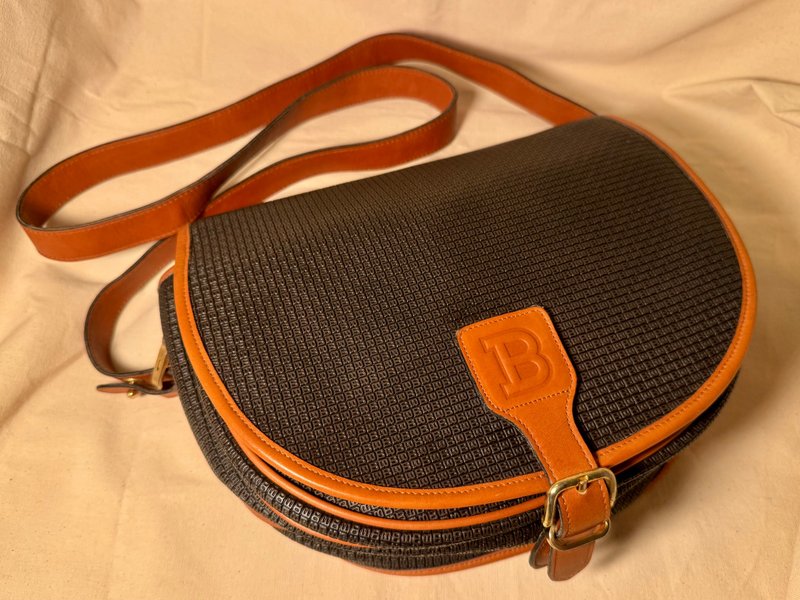 Bally PC国际版 花纹斜背肩背包 古董包 中古包 日本中古包 古着 - 侧背包/斜挎包 - 防水材质 黑色