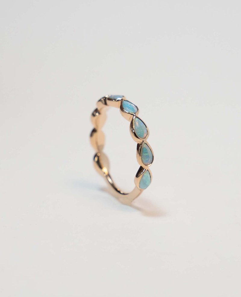 Pear-shaped opal half-eternity ring - 戒指 - 其他金属 白色