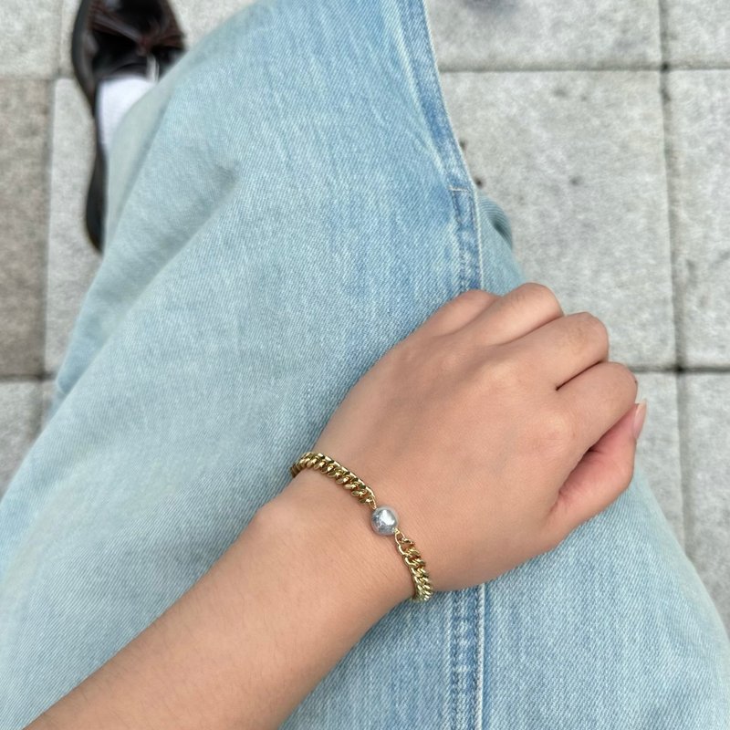 Blue Akoya 真多麻海水珍珠手链・金/银・圣诞礼盒・定制化礼物 - 手链/手环 - 珍珠 金色