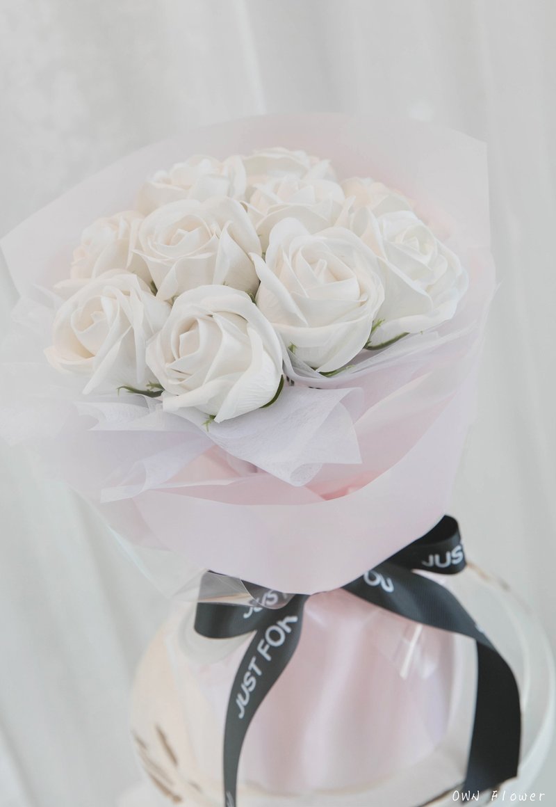 玫瑰花束/香皂花花束/生日花束/情人节花束/告白花束/毕业花束 - 干燥花/捧花 - 其他材质 粉红色