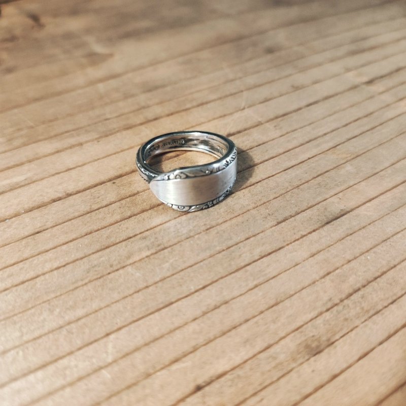 简约设计，初次配戴者也能轻松驾驭。美国复古银汤匙改造戒指_0853 Vintage - 戒指 - 纯银 银色