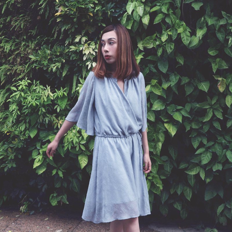 星星雪纺阔身 灰蓝色绳子束腰连衣裙 连身裙 洋装 女装 - 洋装/连衣裙 - 其他材质 蓝色