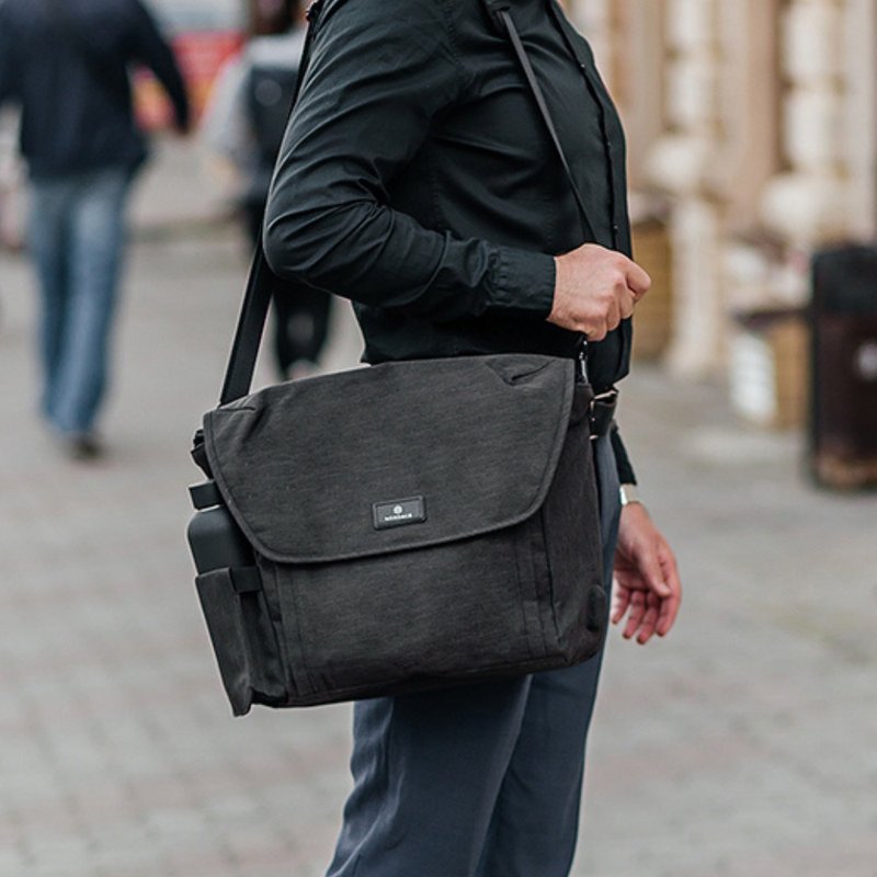 【雨季法宝】Nordace Siena II 邮差包 - 多色任选(黑色)防泼水 - 侧背包/斜挎包 - 聚酯纤维 