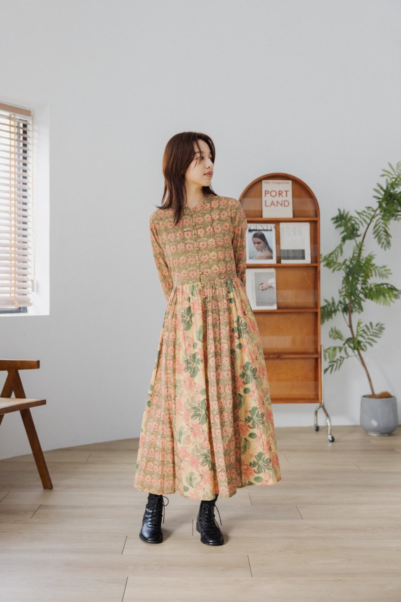 中山领拼接排扣绑带洋装_复古粉花 - 洋装/连衣裙 - 棉．麻 卡其色