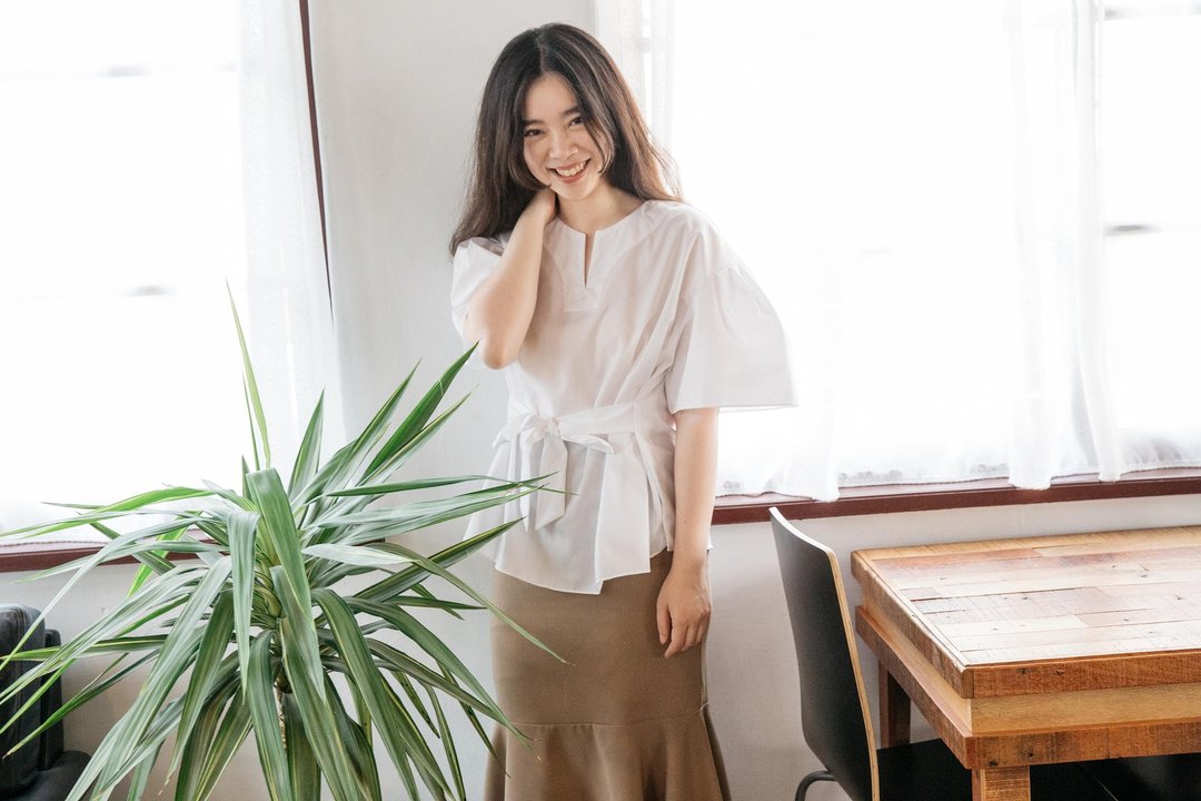 气质古典澎袖绑带上衣 - 女装上衣 - 棉．麻 白色