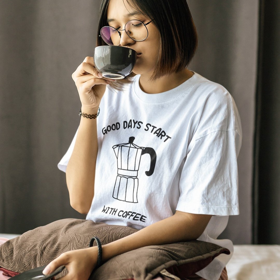 GOOD DAYS START WITH COFFEE 中性短袖T恤 白色 夏日穿搭咖啡 - 女装 T 恤 - 棉 白色