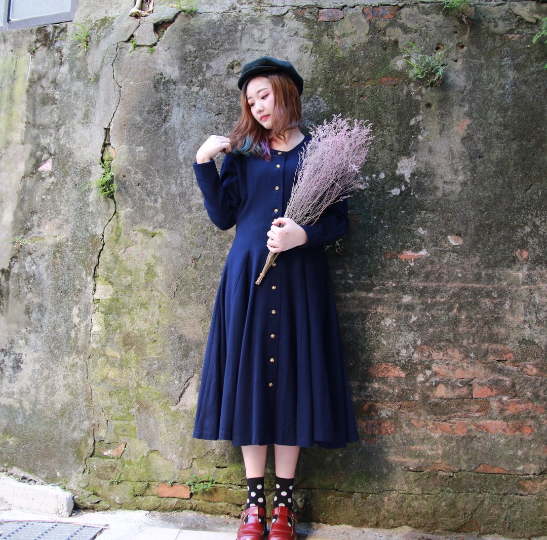Back to Green:: 藏青蓝 后方欧式交叉绑腰 vintage dress (OPD-24) - 洋装/连衣裙 - 聚酯纤维 蓝色