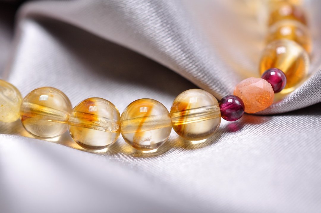 典藏原创 | 金寳 | 黄水晶/红石榴/金太阳 - 手链/手环 - 水晶 金色