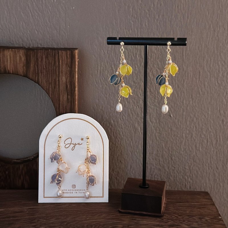 【垂花】手作立体水晶花贴耳耳环 无痛耳夹 uv饰品 - 耳环/耳夹 - 其他材质 白色