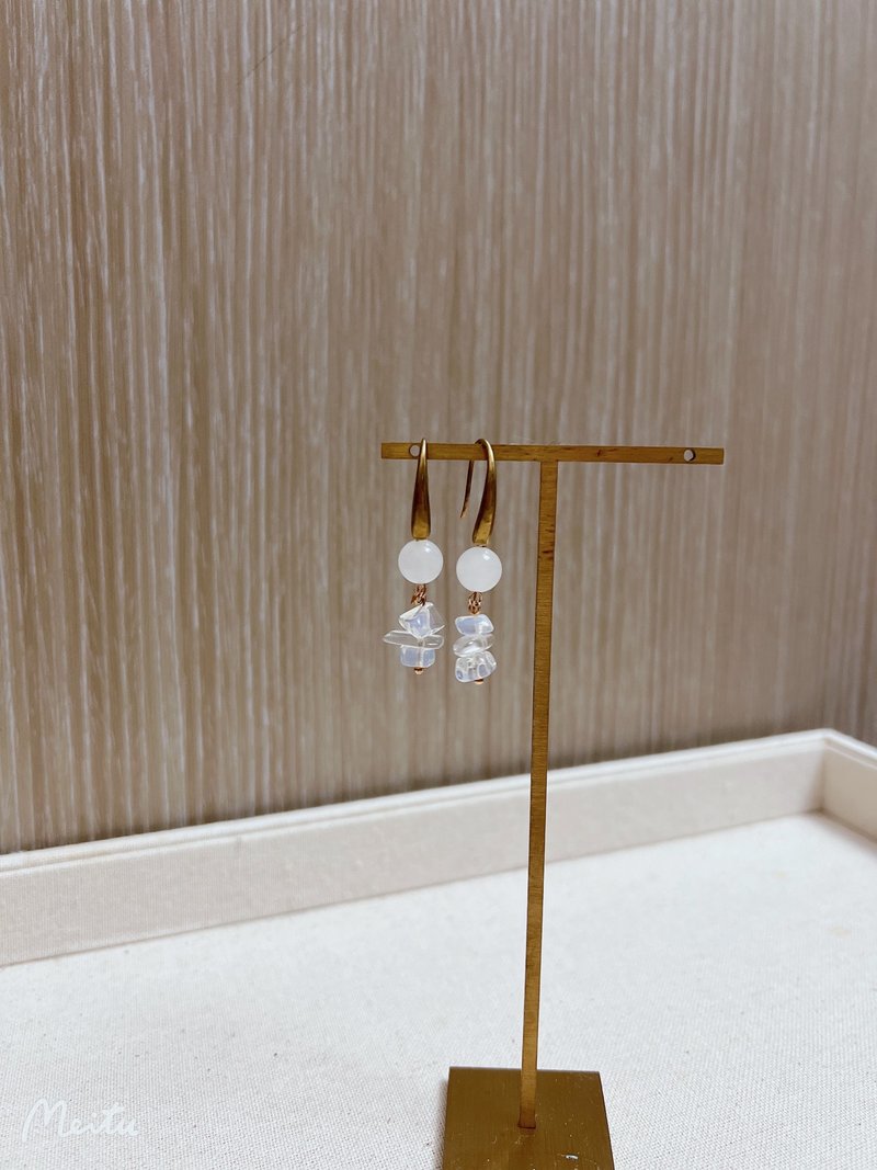 冒牌老板娘 Kingboss真诚。白玉髓蛋白石耳环2022032 - 耳环/耳夹 - 半宝石 白色