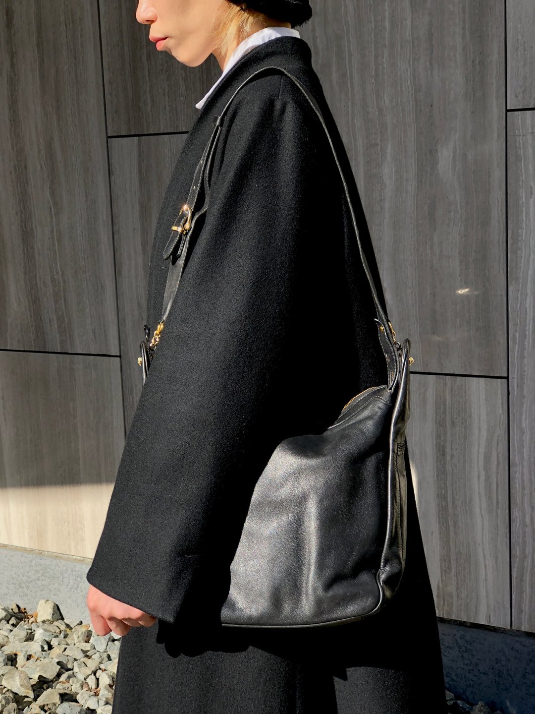 【日本直送 名牌中古包】CELINE 赛琳 侧背包 黑色 锁扣 design 皮革 vintage 古着 etpu46 - 侧背包/斜挎包 - 真皮 黑色