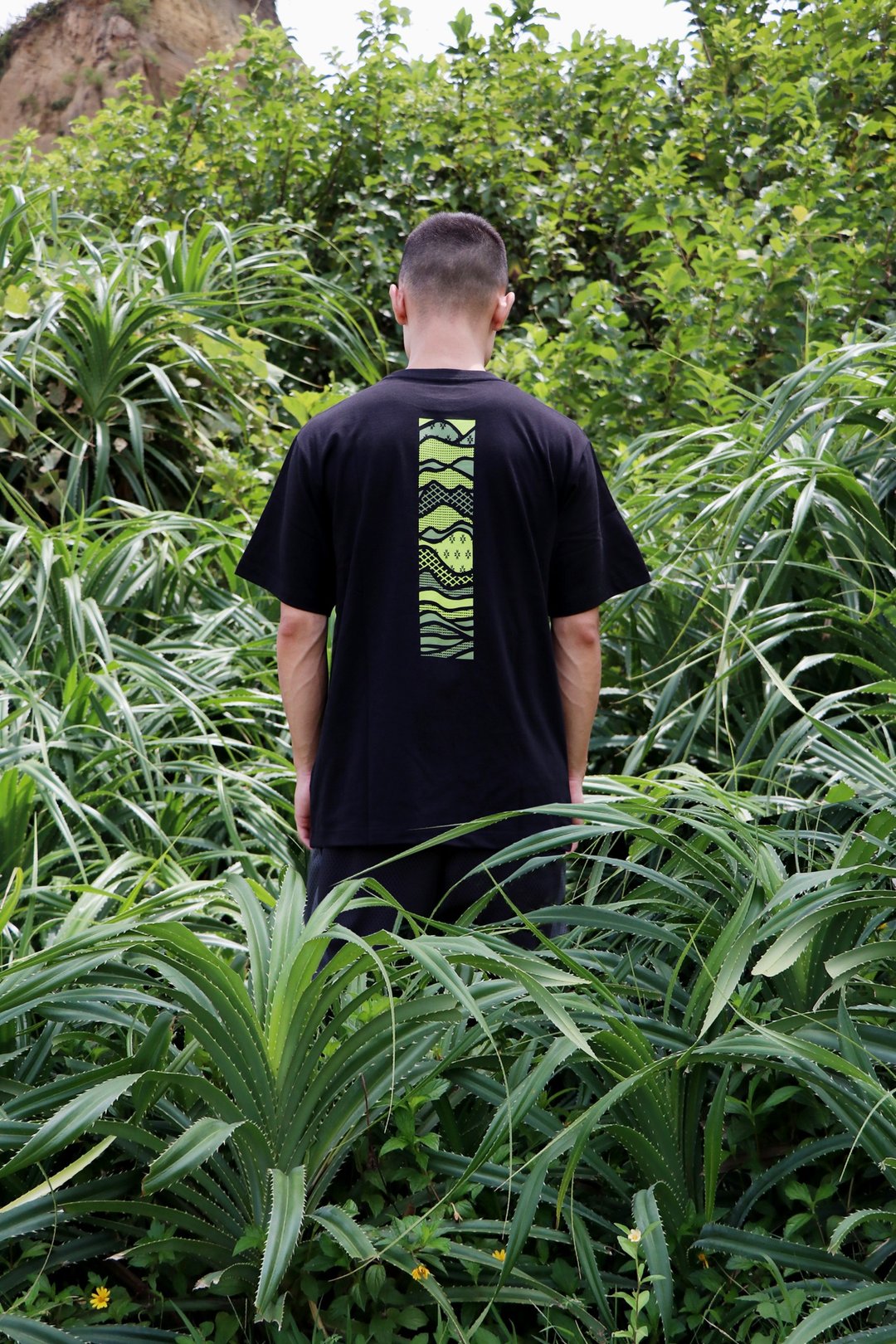Sa'icelen 美的山。海 T-shirt - 男装上衣/T 恤 - 棉 黑色