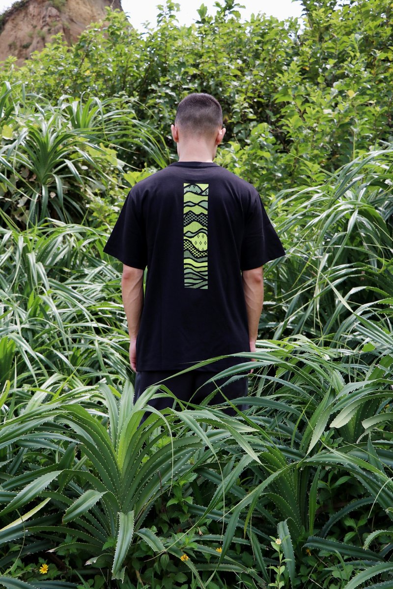 Sa'icelen 美的山。海 T-shirt - 男装上衣/T 恤 - 棉．麻 黑色