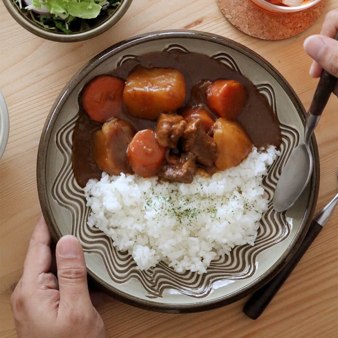 Koishiwara ware, combed curry dish, straw white, furashi, Mardai Kiln - 盘子/餐盘/盘架 - 陶 咖啡色
