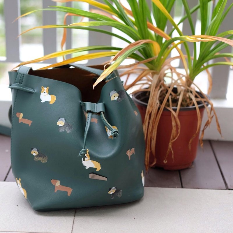 Dog Bucket Bag - 侧背包/斜挎包 - 真皮 绿色
