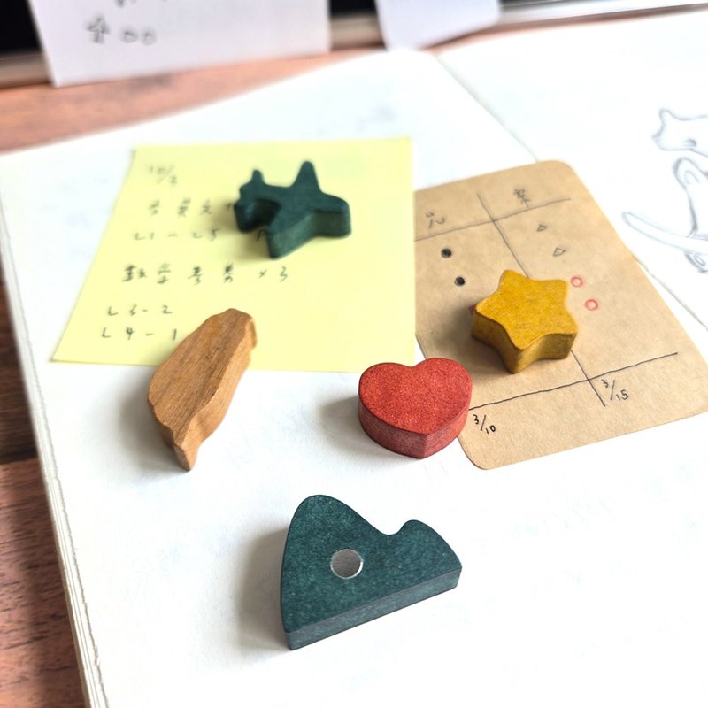 【办公小物】好风景小磁铁包 - 疗愈小物 - 冰箱贴/磁贴 - 其他材质 多色