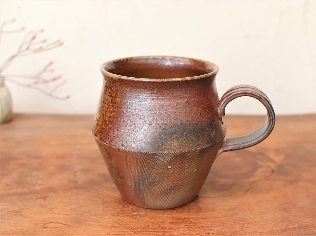 Bizen ware coffee cup (wild grass) Sangiri c9-051 - 咖啡杯/马克杯 - 陶 咖啡色
