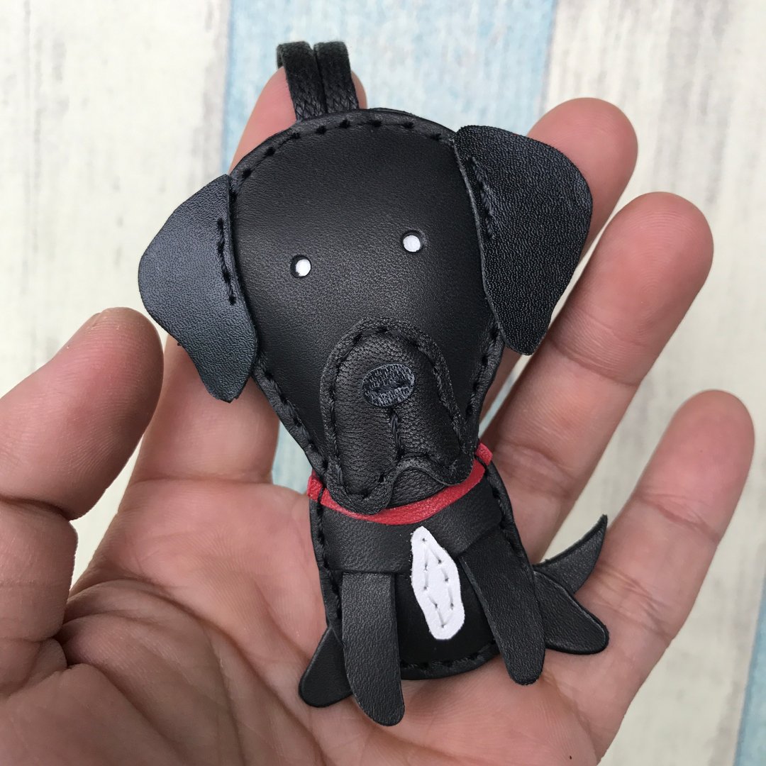 疗愈小物 黑色 可爱 拉布拉多犬 纯手工缝制 皮革 吊饰 小尺寸 - 吊饰 - 真皮 黑色