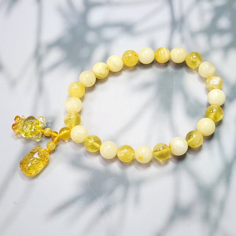 天然多宝色蜜蜡手链 等级/金绞蜜佐牛奶白/熊熊貔貅吊饰 附保卡 - 手链/手环 - 半宝石 黄色