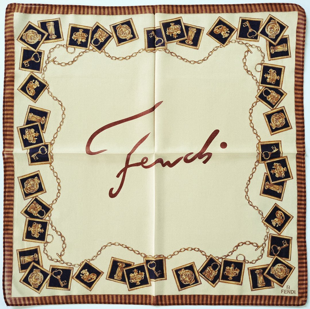 FENDI 复古手帕 古董珠宝 金棕色 18 x 17.5 英寸 - 手帕/方巾 - 棉．麻 卡其色