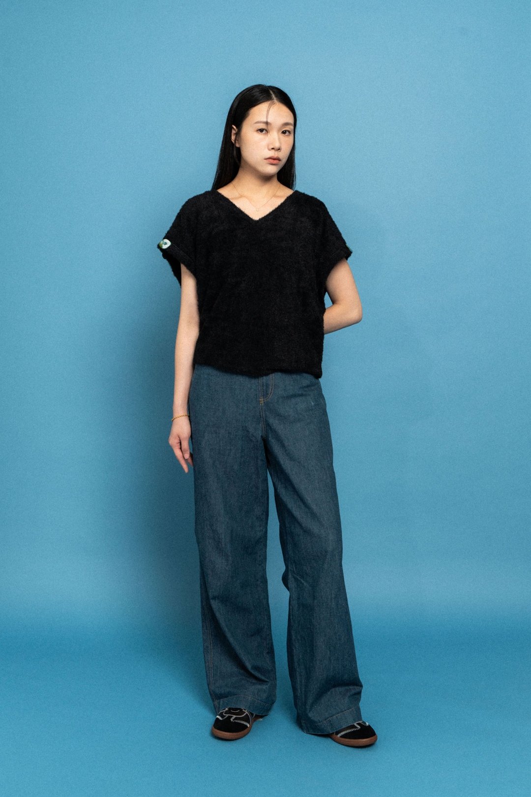 黑色无袖针织衫 Black Stretch sleeveless jumper - 女装背心 - 其他材质 黑色