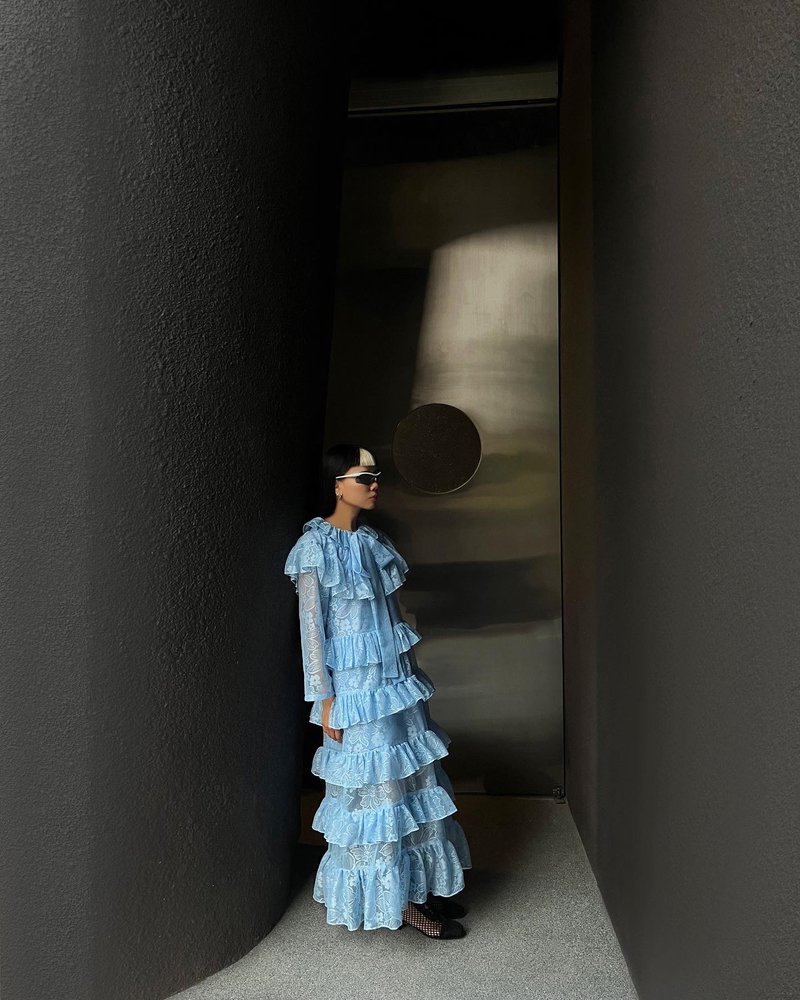 长袖透视感洋装，多层荷叶边拼接设计 - 其他 - 其他材质 