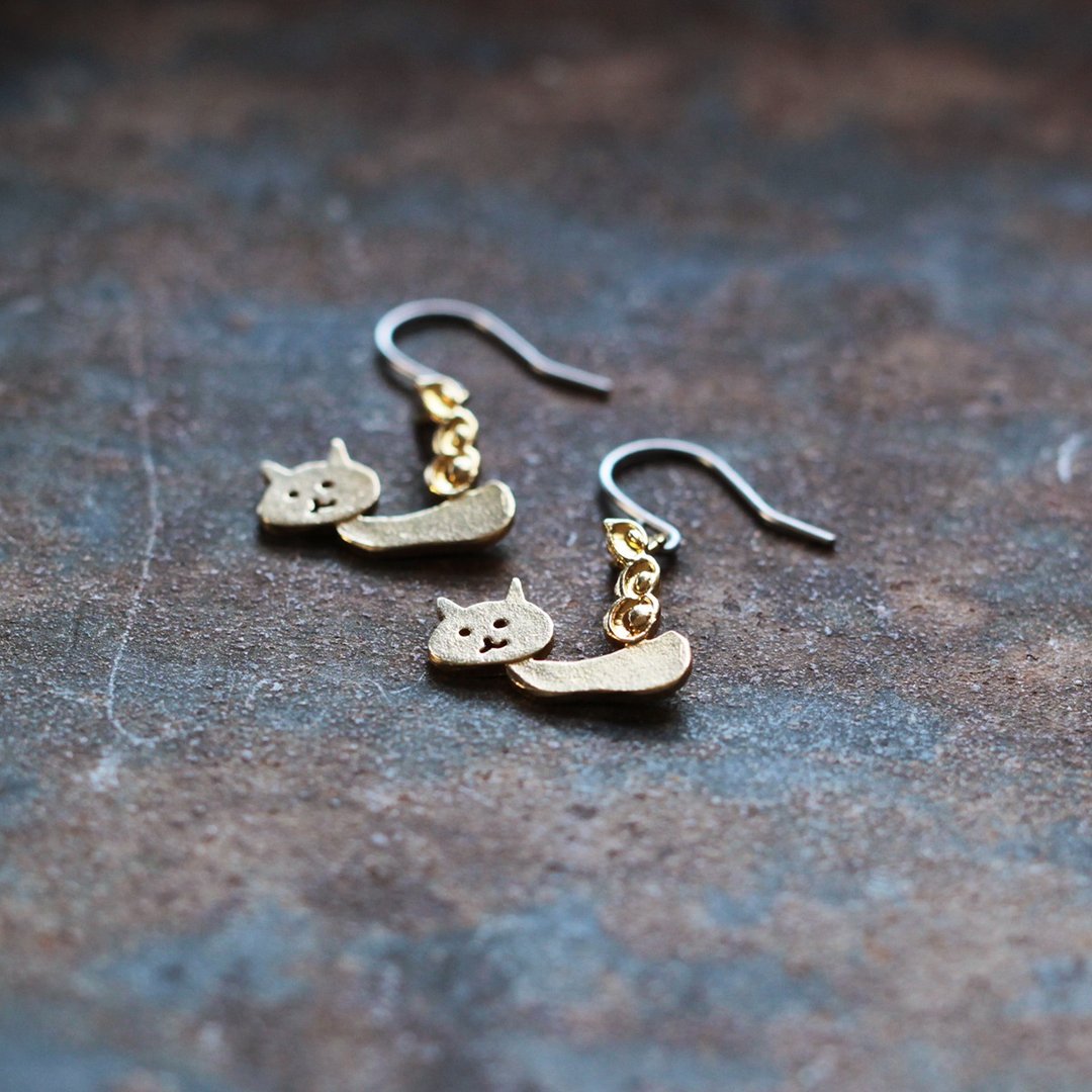 Cat Zunda Earrings P219 - 耳环/耳夹 - 其他金属 金色