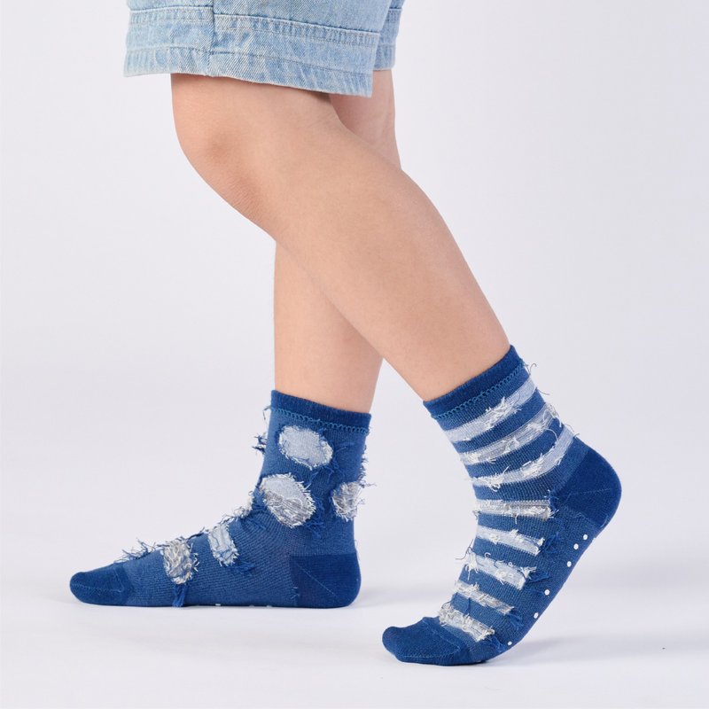 掉进兔子洞 中筒童袜 - 蓝(1y-9y) - 袜子 - 棉．麻 蓝色