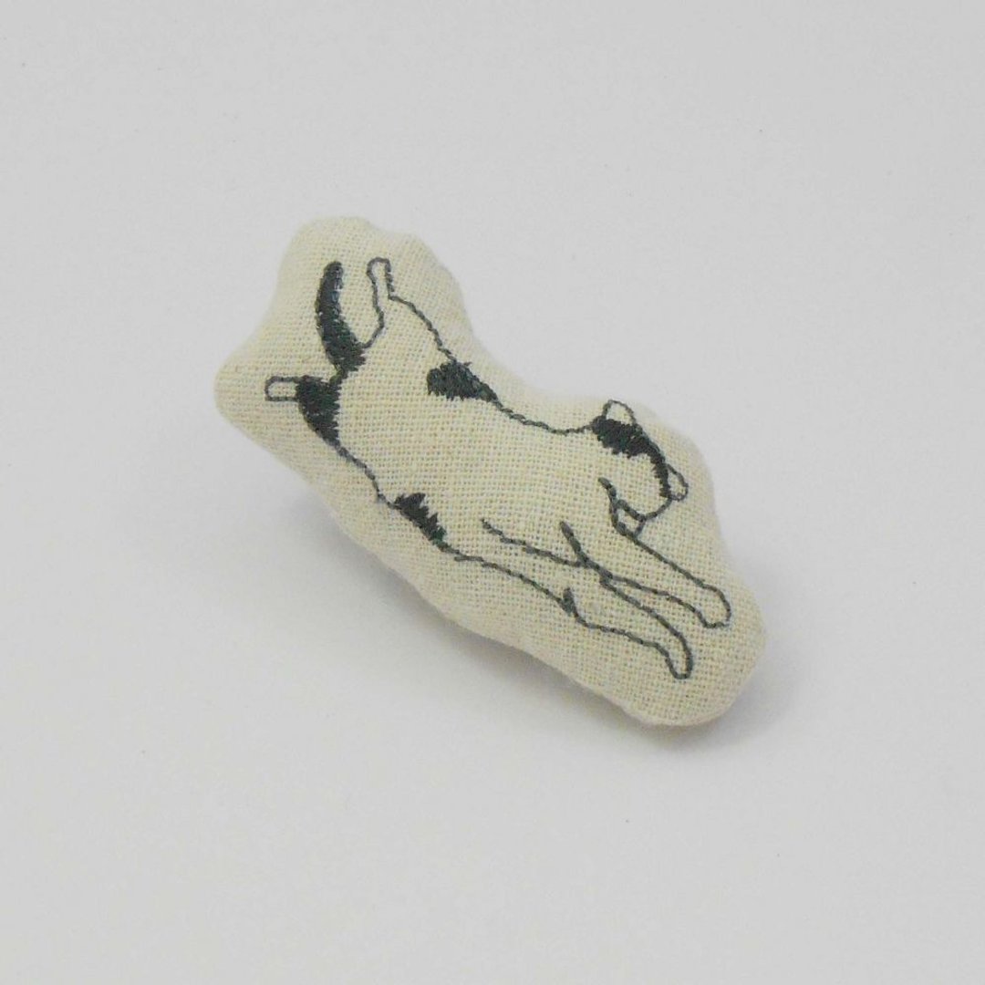 刺绣  猫猫别针04-黑白猫02 - 胸针 - 棉 白色