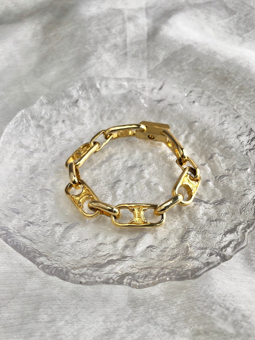 【VintageShop solo 日本直送中古包专卖店】CELINE 赛琳 手链 经典金色 凯旋门标志 链条 design vintage 复古 经典 2xjjkk - 手链/手环 - 其他材质 金色