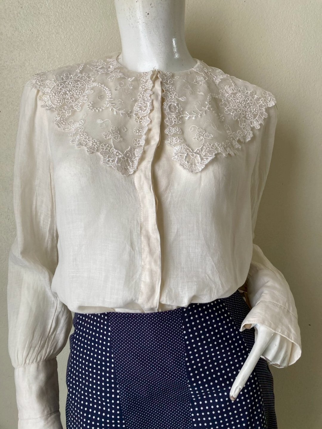 Cloak of Many Colors by Liberty & Lucrezia vintage 蕾丝 bib 领亚麻衬衫 - 女装上衣 - 棉 粉红色