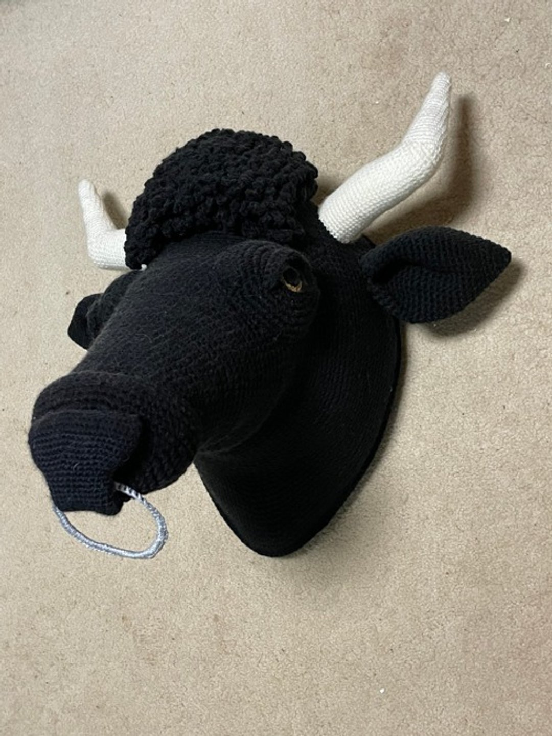 Crochet Animal Bull Trophy head interior decoration - 墙贴/壁贴 - 棉 