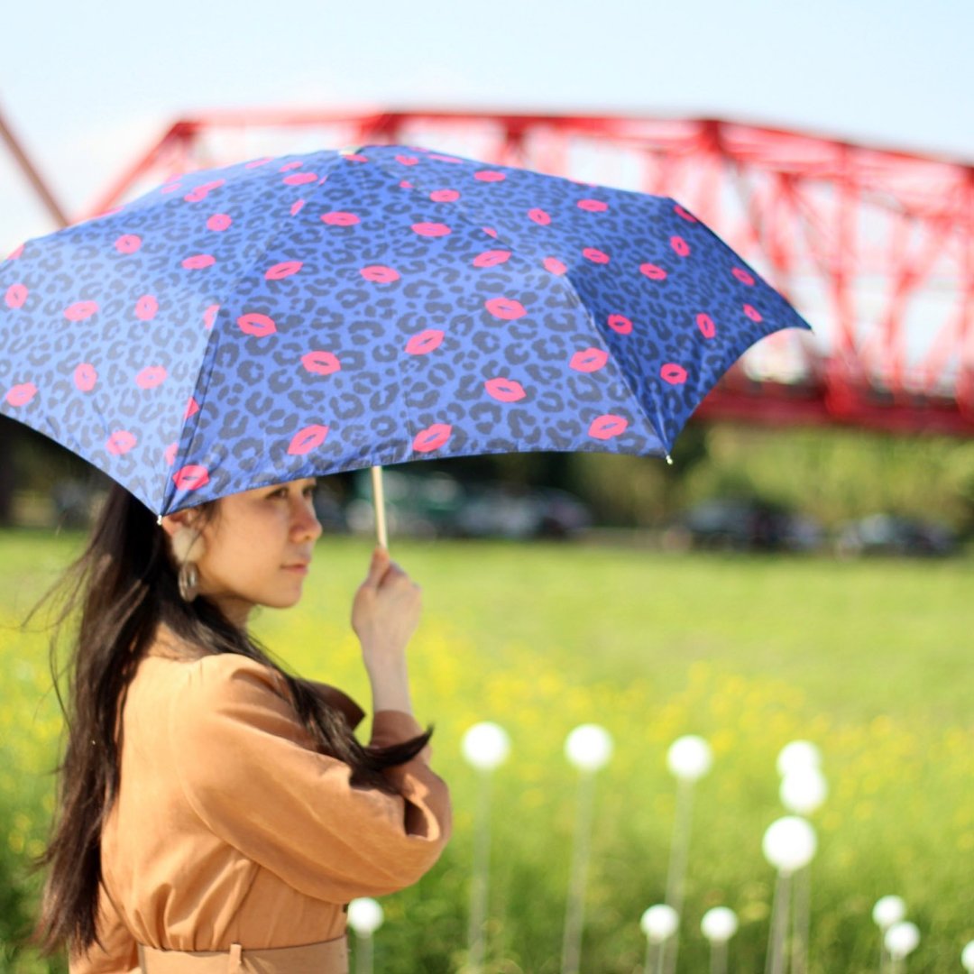 【买二送一】9款花色任选 防晒超轻晴雨伞 2入组+1赠品 - 雨伞/雨衣 - 防水材质 