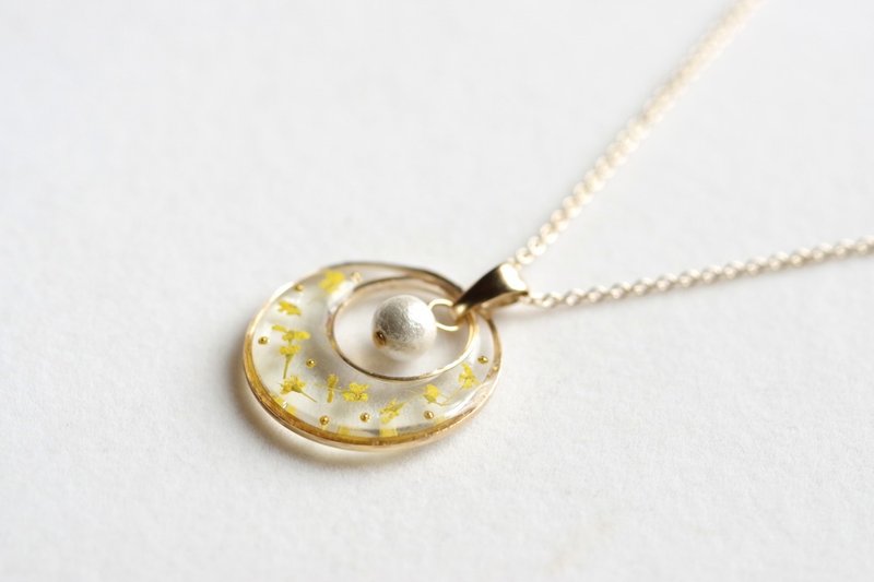 树脂艺术 圆形与棉珍珠坠饰・油菜花田 - 项链 - 树脂 黄色