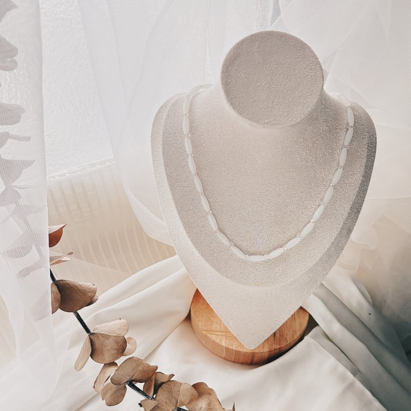 微定制-盐系女子白雾磨砂梭珠项链 - 项链 - 琉璃 白色