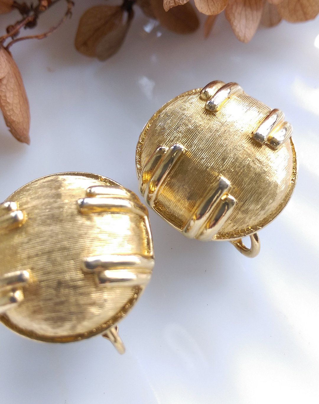 Vintage Jewelry 西洋古董饰品 BOUCHER 金色调 摩登 夹式耳环 - 耳环/耳夹 - 其他金属 金色