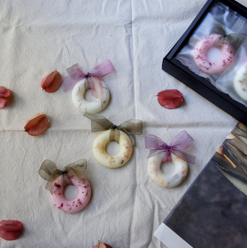 香氛/交换礼物/6入花圈香砖礼盒 - 香薰/精油/线香 - 蜡 多色