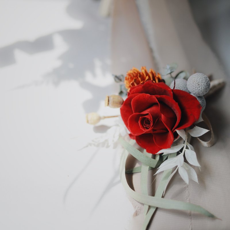 【干燥永生胸花】主婚人胸花 伴郎胸花 伴娘胸花 招待收礼胸花 - 干燥花/捧花 - 植物．花 红色