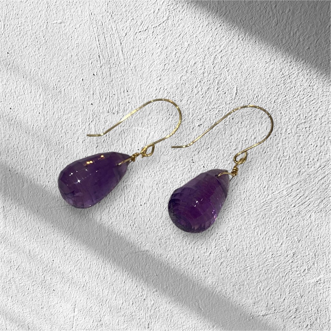【K18 GOLD AMETHYST】18金 紫水晶 泪滴 钩式耳环 18KP18 2月诞生石 【SOLID GOLD】 - 耳环/耳夹 - 其他金属 紫色